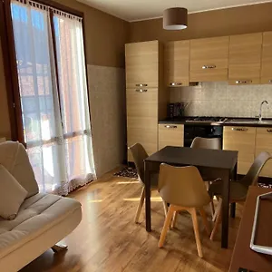 https://le-joli-lac.it-lombardy.com