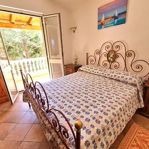 https://vista-mare-e-montagna.in-sardinia.net