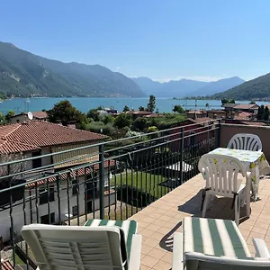 https://lake-view-terrace-paratico.it-lombardy.com